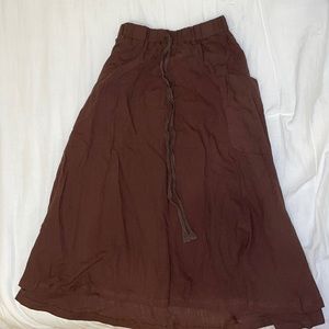 Pleated A-Line Midi Skirt w/ Pockets